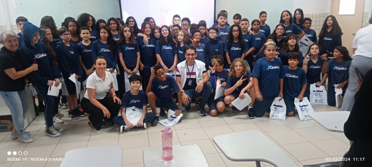 Canal Ciência capacita mais de 500 alunos do Colégio Católica de Brasília